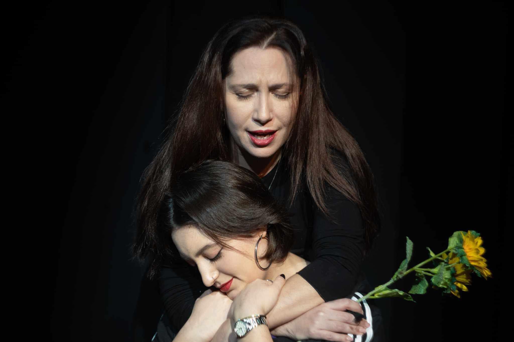 received 734659121847168