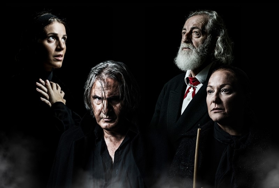 &Epsilon;ί&delta;&alpha;&mu;&epsilon; &tau;&iota;&sigmaf; &Mu;ά&gamma;&iota;&sigma;&sigma;&epsilon;&sigmaf; &tau;&omicron;&upsilon; &Sigma;ά&lambda;&epsilon;&mu; &tau;&omicron;&upsilon; Ά&rho;&theta;&omicron;&upsilon;&rho; &Mu;ί&lambda;&epsilon;&rho;, &sigma;&epsilon; &mu;&epsilon;&tau;ά&phi;&rho;&alpha;&sigma;&eta; - &sigma;&kappa;&eta;&nu;&omicron;&theta;&epsilon;&sigma;ί&alpha; &tau;&omicron;&upsilon; &Nu;&iota;&kappa;&omicron;&rho;έ&sigma;&tau;&eta; &Chi;&alpha;&nu;&iota;&omega;&tau;ά&kappa;&eta;  &sigma;&tau;&omicron; &theta;έ&alpha;&tau;&rho;&omicron; &Beta;&rho;&epsilon;&tau;ά&nu;&iota;&alpha;.