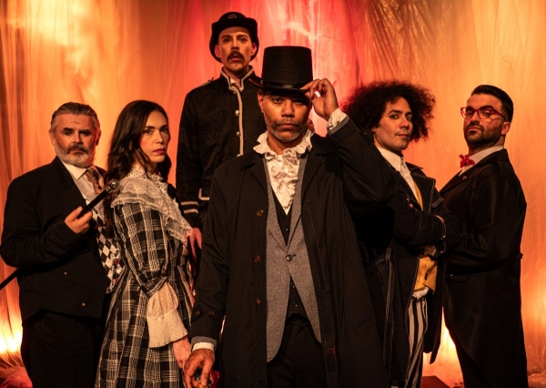 &Alpha;&rho;&sigma;έ&nu; &Lambda;&omicron;&upsilon;&pi;έ&nu; / &Epsilon;&xi;&epsilon;&lambda;ί&xi;&epsilon;&iota;&sigmaf; &sigma;&tau;&eta;&nu; &upsilon;&pi;ό&theta;&epsilon;&sigma;&eta; &laquo;&Kappa;&omicron;ύ&phi;&iota;&alpha; &Beta;&epsilon;&lambda;ό&nu;&alpha;&raquo;: &Omicron; &Alpha;&rho;&sigma;έ&nu; &Lambda;&omicron;&upsilon;&pi;έ&nu; &alpha;&lambda;&lambda;ά&zeta;&epsilon;&iota; &pi;&rho;ό&sigma;&omega;&pi;&omicron;