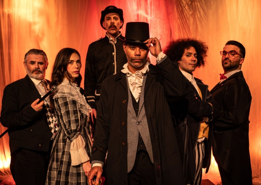 &Alpha;&rho;&sigma;έ&nu; &Lambda;&omicron;&upsilon;&pi;έ&nu; / &Epsilon;&xi;&epsilon;&lambda;ί&xi;&epsilon;&iota;&sigmaf; &sigma;&tau;&eta;&nu; &upsilon;&pi;ό&theta;&epsilon;&sigma;&eta; &laquo;&Kappa;&omicron;ύ&phi;&iota;&alpha; &Beta;&epsilon;&lambda;ό&nu;&alpha;&raquo;: &Omicron; &Alpha;&rho;&sigma;έ&nu; &Lambda;&omicron;&upsilon;&pi;έ&nu; &alpha;&lambda;&lambda;ά&zeta;&epsilon;&iota; &pi;&rho;ό&sigma;&omega;&pi;&omicron;