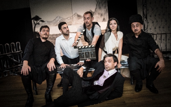 &Omicron;&mu;ά&delta;&alpha; Splish-Splash "Aysem" &Mu;&iota;&alpha; &iota;&sigma;&tau;&omicron;&rho;ί&alpha; &mu;&epsilon; &gamma;&epsilon;&nu;ί&tau;&sigma;&alpha;&rho;&omicron;&upsilon;&sigmaf; &kappa;&alpha;&iota; &beta;&rho;&iota;&kappa;ό&lambda;&alpha;&kappa;&epsilon;&sigmaf; &sigma;&tau;&eta;&nu; &omicron;&theta;&omega;&mu;&alpha;&nu;&iota;&kappa;ή &Kappa;&rho;ή&tau;&eta; | &Alpha;&pi;ό 7 &Nu;&omicron;&epsilon;&mu;&beta;&rho;ί&omicron;&upsilon; &sigma;&tau;&omicron; &theta;έ&alpha;&tau;&rho;&omicron; Ά&lambda;&phi;&alpha; &ndash; &Lambda;&eta;&nu;&alpha;ί&omicron;&sigmaf;-&Phi;&omega;&tau;ί&omicron;&upsilon;