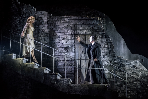 The Phantom of the Opera  &tau;&omicron;&upsilon; Andrew LIoyd Webber