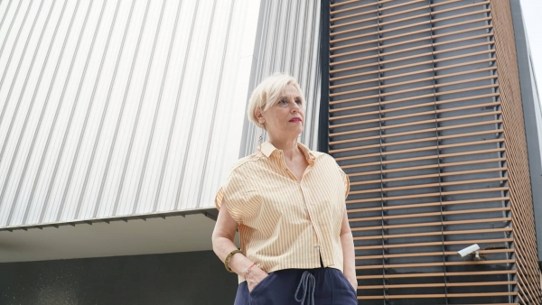 &Eta; &Kappa;&upsilon;&rho;&iota;&alpha;&kappa;ή &Sigma;&pi;&alpha;&nu;&omicron;ύ &kappa;&alpha;&iota; &tau;&omicron; &Theta;&epsilon;&sigma;&sigma;&alpha;&lambda;&iota;&kappa;ό &Theta;έ&alpha;&tau;&rho;&omicron; &sigma;&tau;&eta;&nu; &Kappa;ί&nu;&alpha; &kappa;&alpha;&iota; &tau;&omicron; &Beta;&iota;&epsilon;&tau;&nu;ά&mu;