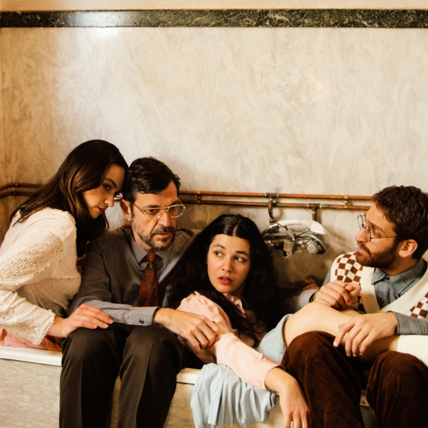 &Epsilon;&sigma;&omega;&tau;&epsilon;&rho;&iota;&kappa;ό &tau;&omicron;&upsilon; &Mu;&omega;&rho;ί&sigmaf; &Mu;&alpha;ί&tau;&epsilon;&rho;&lambda;&iota;&nu;&kappa; &sigma;&epsilon; &sigma;&kappa;&eta;&nu;&omicron;&theta;&epsilon;&sigma;ί&alpha; &Pi;&alpha;&nu;&alpha;&gamma;&iota;ώ&tau;&eta; &Gamma;&kappa;&iota;&zeta;ώ&tau;&eta;