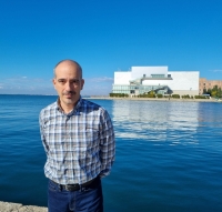 &Sigma;&upsilon;&nu;έ&nu;&tau;&epsilon;&upsilon;&xi;&eta; &tau;&omicron;&upsilon; Ά&gamma;&gamma;&epsilon;&lambda;&omicron;&upsilon; &Kappa;&lambda;&omega;&nu;ά&rho;&eta; &sigma;&tau;&omicron; &theta;&epsilon;&alpha;&tau;&rho;&omicron;.gr &mu;&epsilon; &alpha;&phi;&omicron;&rho;&mu;ή &tau;&eta;&nu; &pi;&alpha;&rho;ά&sigma;&tau;&alpha;&sigma;&eta; &Omicron;&iota; &laquo;&Pi;&rho;ά&kappa;&tau;&omicron;&rho;&epsilon;&sigmaf; &tau;&omicron;&upsilon; &Pi;&lambda;&alpha;&nu;ή&tau;&eta;&raquo; &tau;&eta;&sigmaf; &Epsilon;&lambda;έ&nu;&eta;&sigmaf; &Alpha;&nu;&delta;&rho;&epsilon;ά&delta;&eta; &sigma;&tau;&omicron; &theta;έ&alpha;&tau;&rho;&omicron; &Beta;έ&mu;&pi;&omicron;.