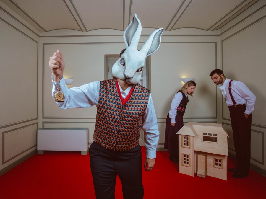 Περιπέτειες της Αλίκης στη Χώρα των Θαυμάτων | Σκηνοθεσία: Γεωργία Μαυραγάνη | Ολύμπια, Δημοτικό Μουσικό Θέατρο «Μαρία Κάλλας» | Πρεμιέρα: 26/10