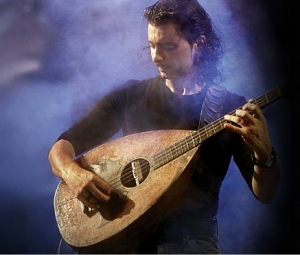 &Omicron; &Mu;&iota;&chi;ά&lambda;&eta;&sigmaf; &Tau;&zeta;&omicron;&upsilon;&gamma;&alpha;&nu;ά&kappa;&eta;&sigmaf; &sigma;&tau;&eta; &sigma;&kappa;&eta;&nu;ή &tau;&omicron;&upsilon; STAGE 7