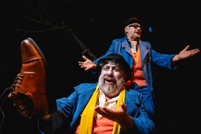 &Delta;&Epsilon;&Lambda;&Tau;&Iota;&Omicron; &Tau;&Upsilon;&Pi;&Omicron;&Upsilon;  &Sigma;&epsilon; &pi;&alpha;&gamma;&kappa;ό&sigma;&mu;&iota;&alpha; &pi;&rho;ώ&tau;&eta; &tau;&omicron; έ&rho;&gamma;&omicron; Killing Godot &tau;&omicron;&upsilon; &Nu;ί&kappa;&omicron;&lambda;&alpha;&sigmaf; &Kappa;&alpha;&zeta;ά&nu;, &epsilon;&nu;ό&sigmaf; &sigma;&upsilon;&gamma;&gamma;&rho;&alpha;&phi;έ&alpha; &mu;&epsilon; &theta;&epsilon;&alpha;&tau;&rho;&iota;&kappa;ό &kappa;&alpha;&iota; &kappa;&iota;&nu;&eta;&mu;&alpha;&tau;&omicron;&gamma;&rho;&alpha;&phi;&iota;&kappa;ό DNA
