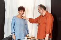 &Tau;&alpha; ό&rho;&iota;&alpha;-&theta;έ&alpha;&tau;&rho;&omicron; &Mu;&omicron;&nu;&tau;έ&rho;&nu;&omicron;&iota; &kappa;&alpha;&iota;&rho;&omicron;ί