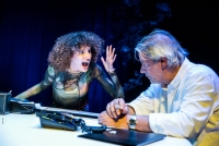 &Omicron;&Lambda;&Epsilon;&Alpha;&Nu;&Nu;&Alpha; | &Pi;&Rho;&Epsilon;&Mu;&Iota;&Epsilon;&Rho;&Alpha; 31 &Omicron;&Kappa;&Tau;&Omega;&Beta;&Rho;&Iota;&Omicron;&Upsilon;, &Mu;&Iota;&Kappa;&Rho;&Omicron; &Alpha;&Nu;&Epsilon;&Sigma;&Iota;&Sigma;