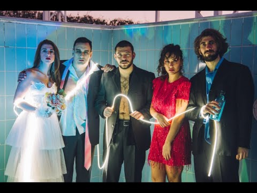 ΟΙ ΜΕΘΥΣΜΕΝΟΙ»  του Ivan Vyrypaev  στο Θέατρο OLVIO  Μόνο για 8 παραστάσεις  Πρεμιέρα 6 Οκτωβρίου  Δευτέρα και Τρίτη στις 21:00  Προσφορά προπώλησης μέχρι 6/9 (10 ευρώ)