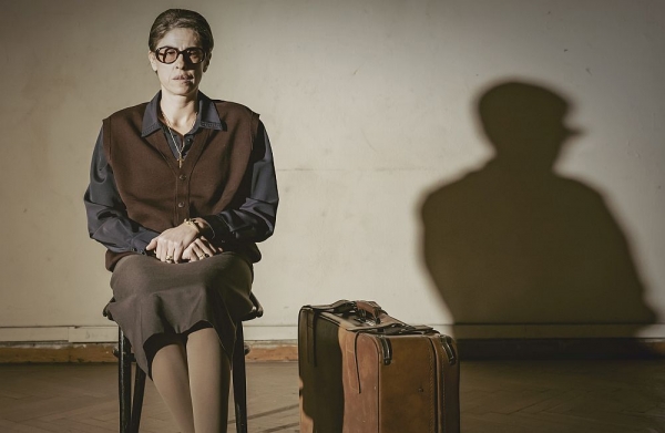 &Epsilon;ί&delta;&alpha;&mu;&epsilon; &tau;&omicron; &laquo;&Sigma;&omega;&tau;&eta;&rho;ί&alpha; &mu;&epsilon; &lambda;έ&nu;&epsilon;&raquo; &sigma;&tau;&omicron; &Theta;έ&alpha;&tau;&rho;&omicron; &Mu;&iota;&kappa;&rho;ό &Chi;&omicron;&rho;&nu;.