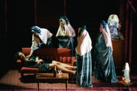 &Tau;&rho;&iota;&alpha;&nu;&tau;ά&phi;&upsilon;&lambda;&lambda;&omicron; &sigma;&tau;&omicron; &sigma;&tau;ή&theta;&omicron;&sigmaf;