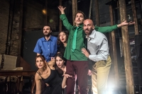 &Sigma;&upsilon;&nu;&epsilon;&nu;&tau;&epsilon;&upsilon;&xi;&eta; &mu;&epsilon; &tau;&omicron;&upsilon;&sigmaf; &Gamma;&iota;ώ&rho;&gamma;&omicron; &Mu;&pi;&omicron;&upsilon;&phi;ί&delta;&eta;, &Lambda;&epsilon;&omega;&nu;ί&delta;&alpha; &Mu;&pi;&alpha;&kappa;ά&lambda;&eta; &kappa;&alpha;&iota; &omicron; &Nu;&iota;&kappa;&eta;&phi;ό&rho;&omicron; &Kappa;&omicron;&upsilon;&gamma;&iota;&omicron;&upsilon;&mu;&tau;&zeta;ό&gamma;&lambda;&omicron;&upsilon; &mu;&epsilon; &alpha;&phi;&omicron;&rho;&mu;ή &tau;&eta;&nu; &pi;&alpha;&rho;ά&sigma;&tau;&alpha;&sigma;&eta; &Eta;&Mu;&Epsilon;&Rho;&Eta; &pi;&omicron;&upsilon; &alpha;&nu;&epsilon;&beta;&alpha;ί&nu;&epsilon;&iota; &sigma;&tau;&omicron; &Theta;έ&alpha;&tau;&rho;&omicron; &Sigma;&phi;&epsilon;&nu;&delta;ό&nu;&eta;