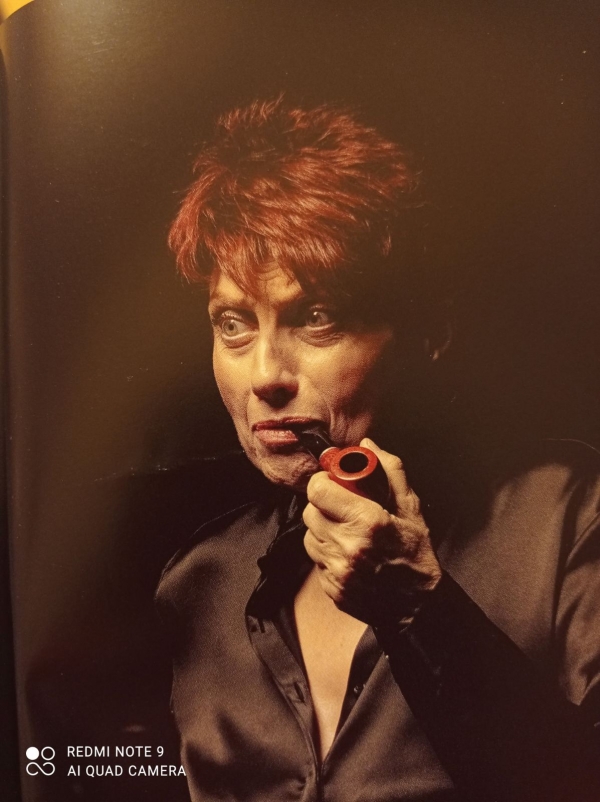 &Epsilon;ί&delta;&alpha;&mu;&epsilon; &tau;&eta;&nu; &pi;&alpha;&rho;ά&sigma;&tau;&alpha;&sigma;&eta; &Tau;&alpha; Ό&rho;&iota;&alpha; &sigma;&tau;&omicron; &theta;έ&alpha;&tau;&rho;&omicron; &Mu;&omicron;&nu;&tau;έ&rho;&nu;&omicron;&iota; &Kappa;&alpha;&iota;&rho;&omicron;ί