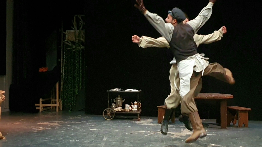 Είδαμε την παράσταση « Οι Υπηρέτες» από τους The Prodigy Theatre Company &amp; Naif στο Θέατρο Χώρος.