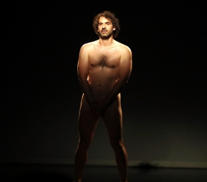 Είδαμε την παράσταση “Βιτρούβιος” στη σκηνή Brecht -2510