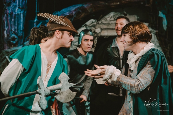 &Omicron; &Rho;&omicron;&mu;&pi;έ&nu; &tau;&omega;&nu; &Delta;&alpha;&sigma;ώ&nu;