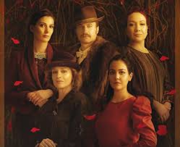 &Epsilon;ί&delta;&alpha;&mu;&epsilon; &tau;&omicron; &pi;&alpha;&iota;&chi;&nu;ί&delta;&iota;&alpha; &sigma;&tau;&eta; &sigma;&omicron;&phi;ί&tau;&alpha; &sigma;&tau;&omicron; &theta;έ&alpha;&tau;&rho;&omicron; &Chi;&upsilon;&tau;ή&rho;&iota;&omicron;.