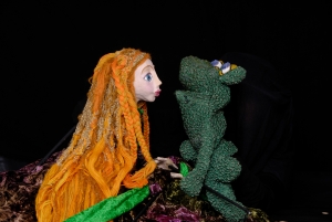 &Eta; &Pi;&rho;&iota;&gamma;&kappa;ί&pi;&iota;&sigma;&sigma;&alpha; &Rho;&omicron;&zeta;&epsilon;&lambda;ί&nu;&alpha; &kappa;&alpha;&iota; &omicron; &beta;ά&tau;&rho;&alpha;&chi;&omicron;&sigmaf;