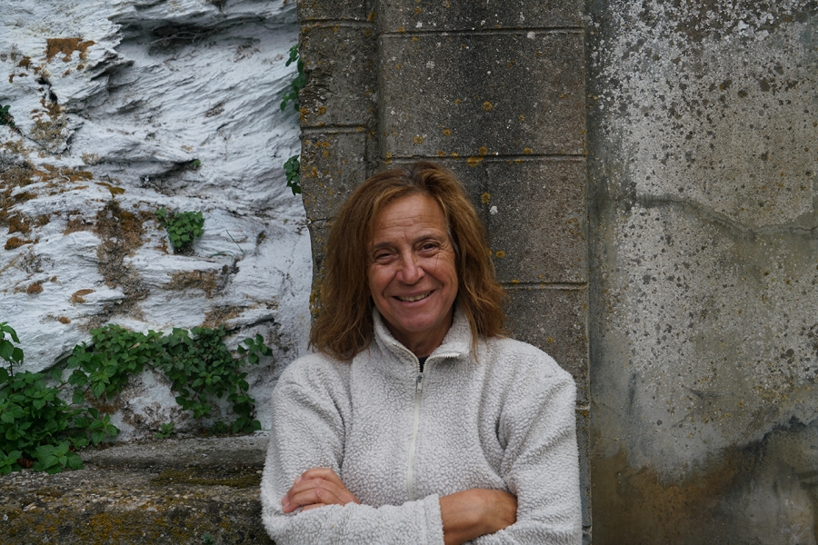 ΔΕΛΤΙΟ ΤΥΠΟΥ  Λυδία Δαμπασίνα  Red Line, Κόκκινη γραμμή, Ligne rouge  Από 13 Δεκεμβρίου έως 19 Απριλίου 2026  στη Δημοτική Πινακοθήκη Χανίων